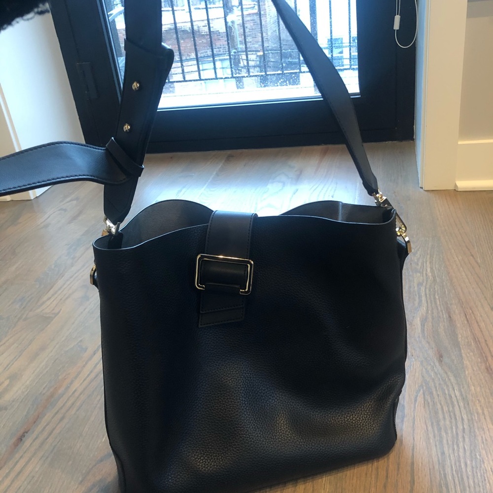 ASOS Bucket Handbag - Picture 2 of 5